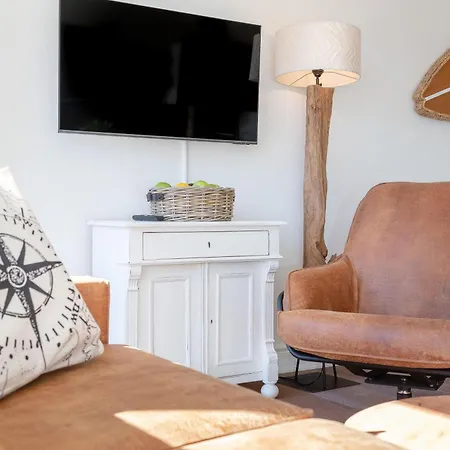 Apartment Studio-3 *